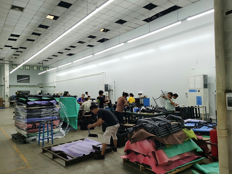 廣東某女子戒毒所生產(chǎn)車間選擇星科環(huán)?？照{(diào)冷風(fēng)機(jī)