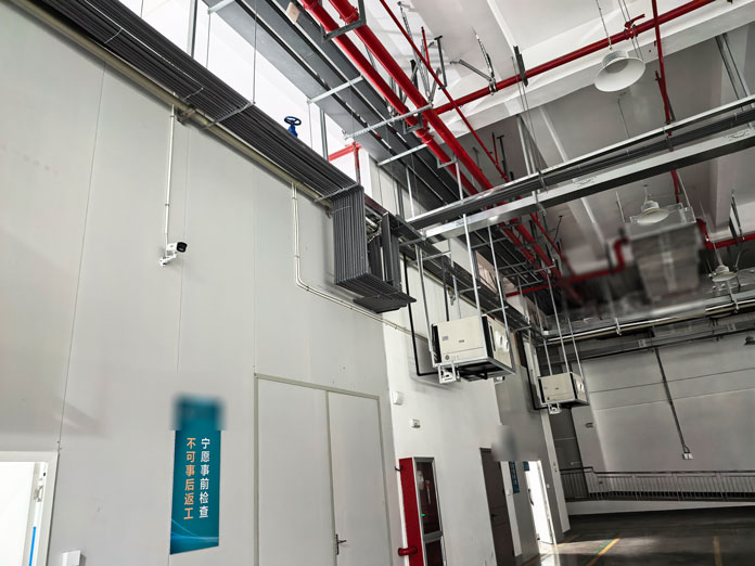 半導體生產車間整體控溫降溫，應用工業蒸發冷省電空調臥式射流機