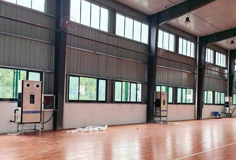 體育場館制冷降溫，安裝星科蒸發冷省電空調-立式射流空調機組