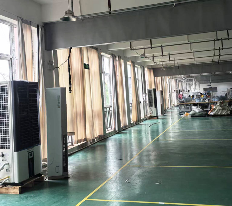 制衣廠制冷降溫，安裝蒸發(fā)冷省電空調(diào)-立式軸流雙風口